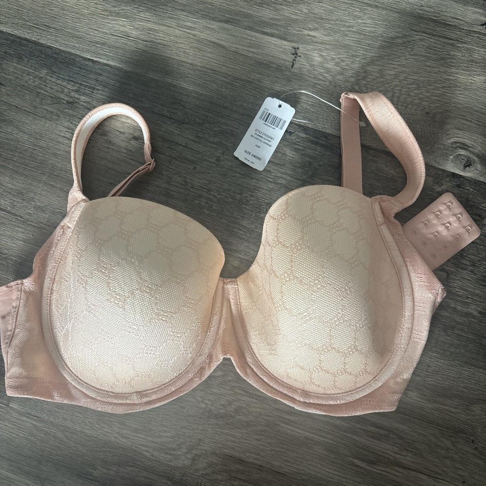 Soma Lace Bra in Soft Pink and Cream